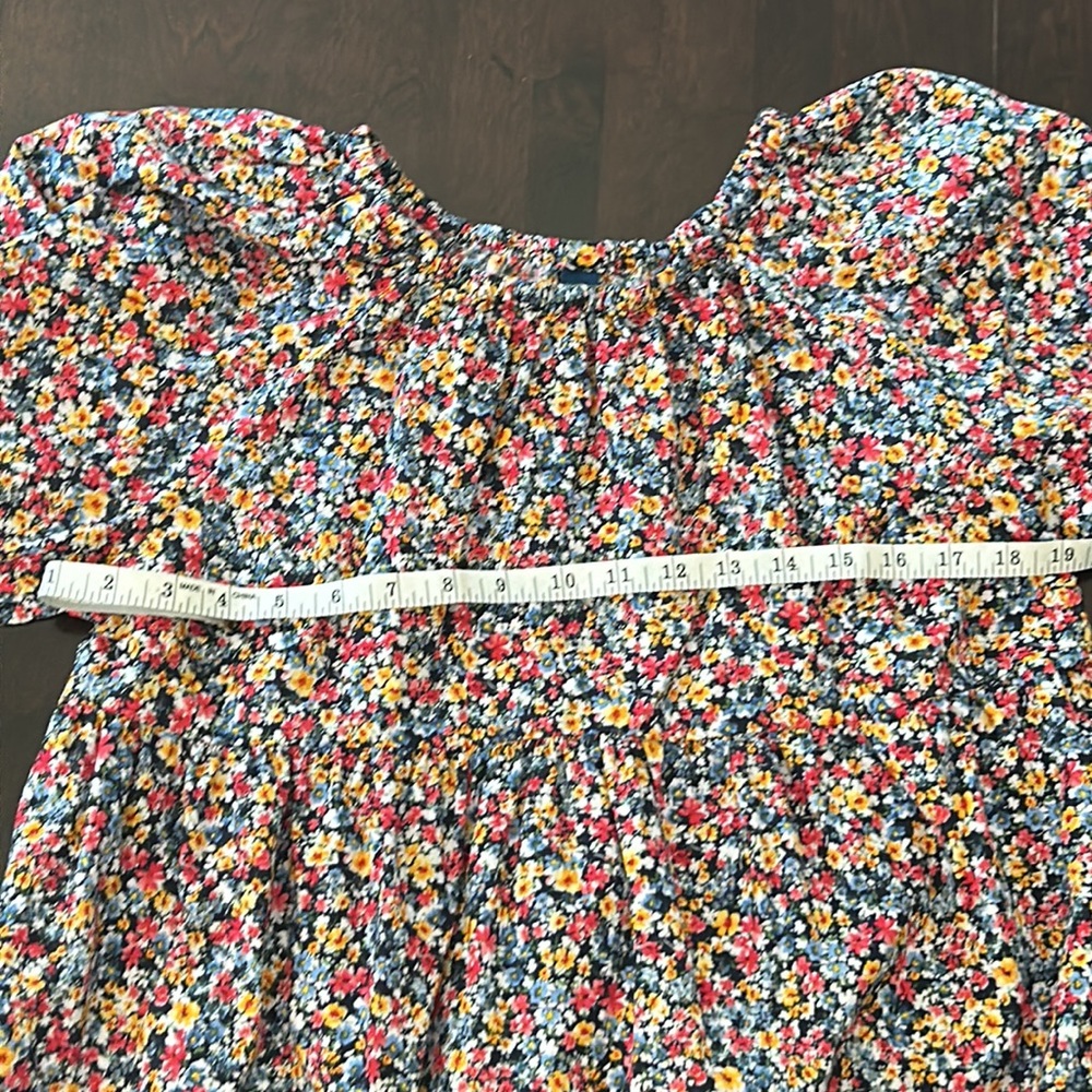 Old Navy Puff Sleeve Babydoll Blouse - Picture 9 of 10